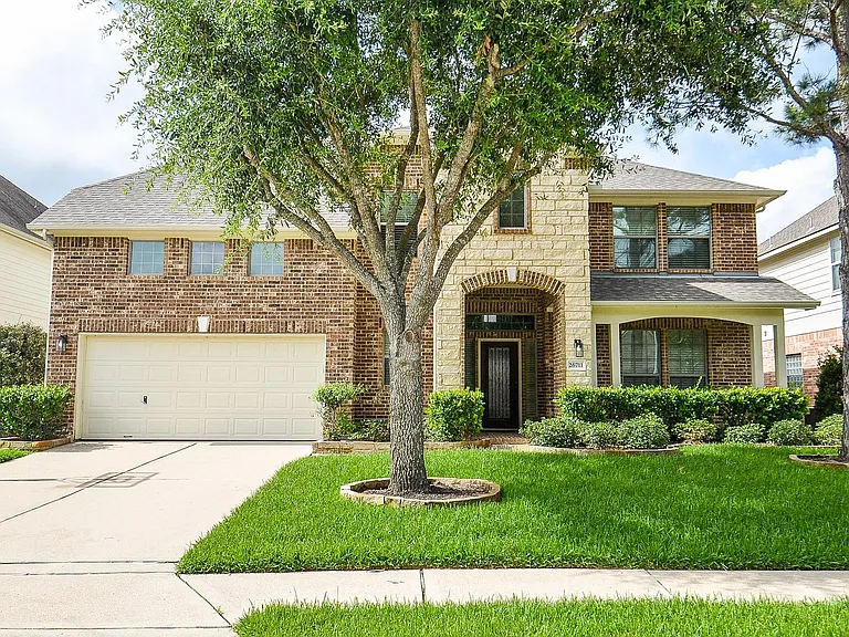 26711 Eagle Park Ln — Photo 1