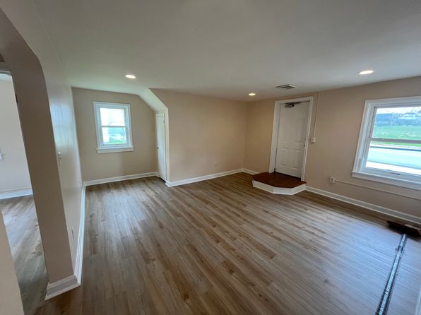 206 W 1st Ave #206