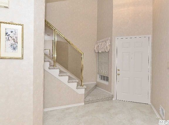 3rd image of 130 Colony Dr