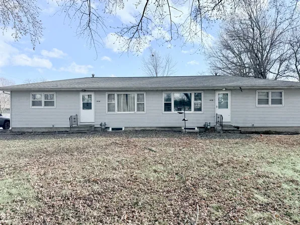 1416 Starbeck Cir, Cedar Falls, IA 50613