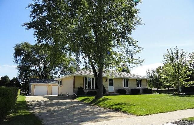 1st image of 148 Mayfair Dr