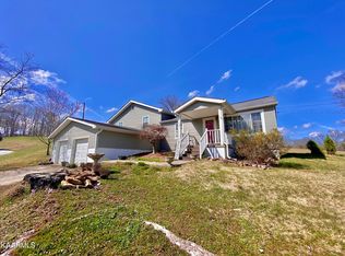 420 Matlock Rd, Lenoir City, TN 37771