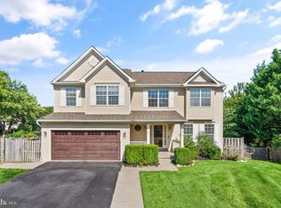 17259 Castle Ct, Purcellville, VA 20132
