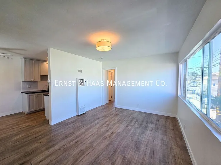 1545 Obispo Ave #5 — Photo 3