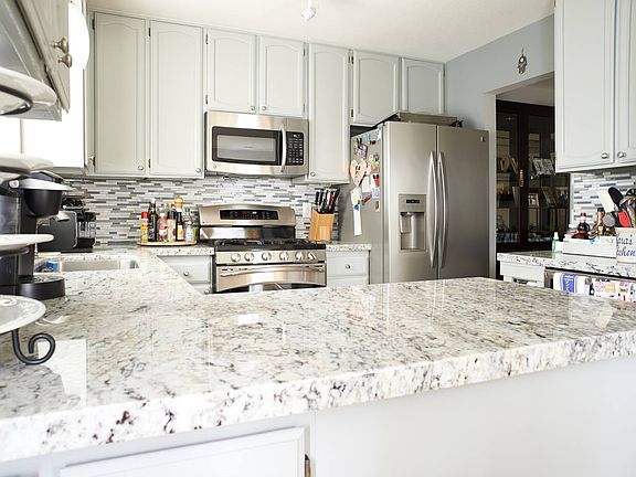 3rd image of 1236 Clinton St #D-see