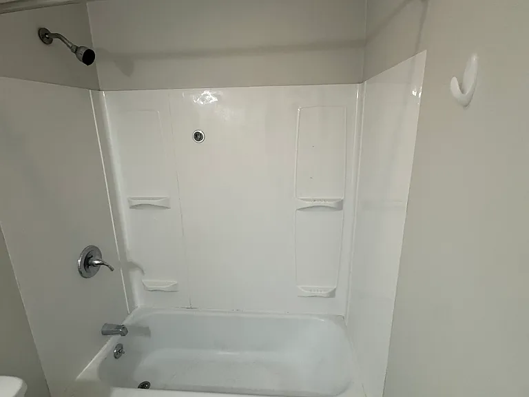 239 Old Farms Rd #5C — Photo 3
