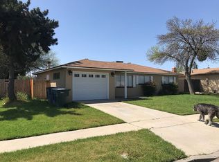 2517 W Indianapolis Ave, Fresno, CA 93705