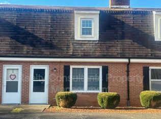 1156 Smith Rd APT 10, Stoneville, NC 27048