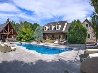 801 Deer Valley Dr, Sidney, NE 69162