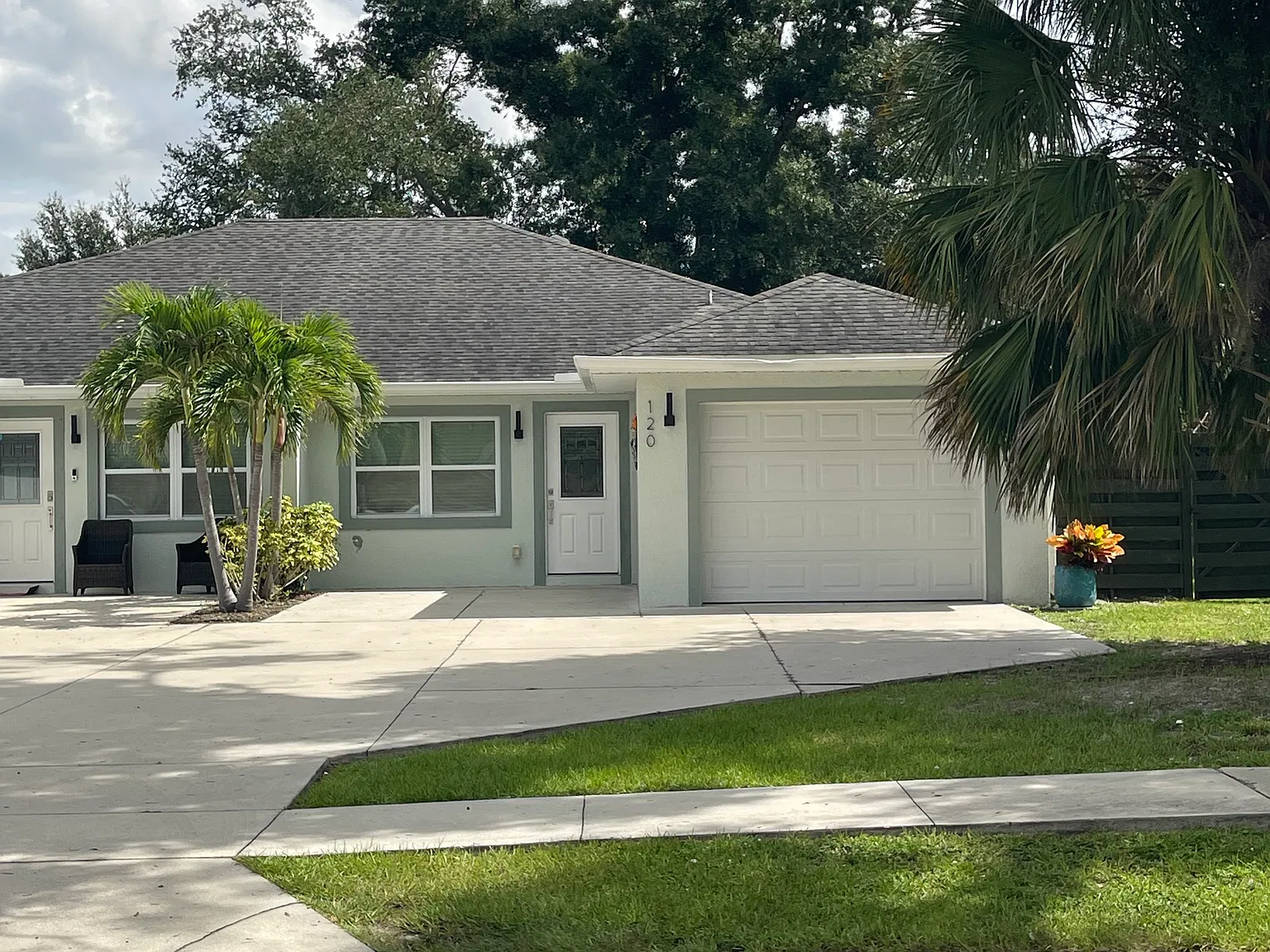 3 bed, 1200 sqft, $2,500 — Photo 1