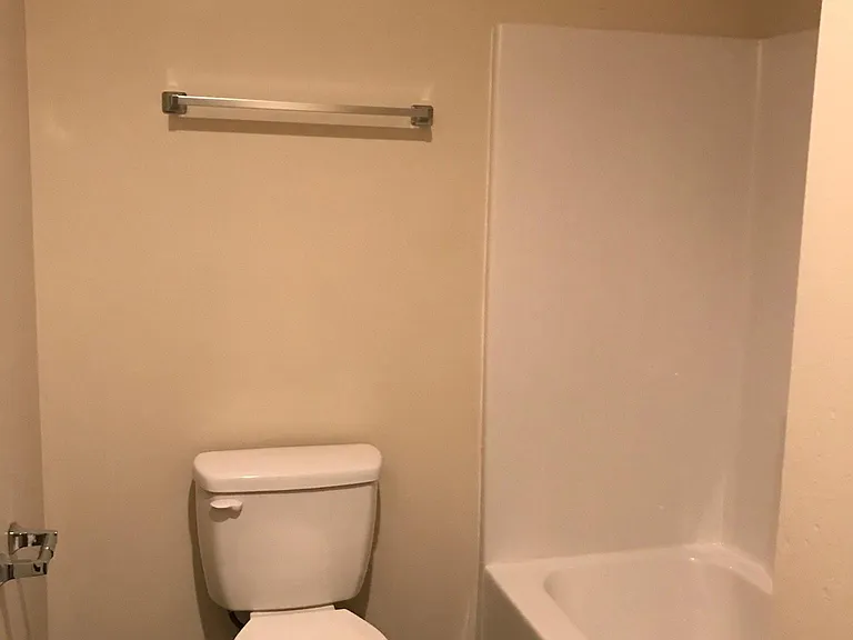 320 Gabreten Ln #B — Photo 14