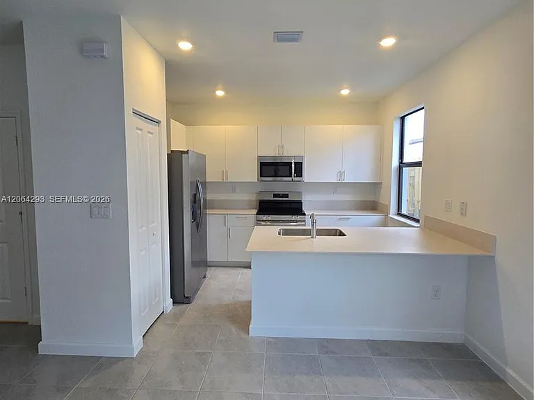 13316 SW 232nd Ter #13316 — Photo 4