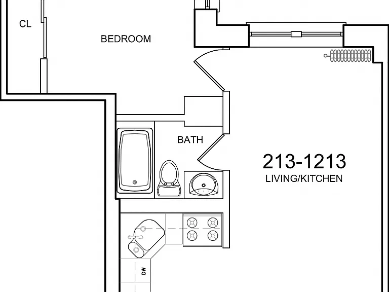 Uptown Regency - 5050 N Sheridan Rd — Photo 15