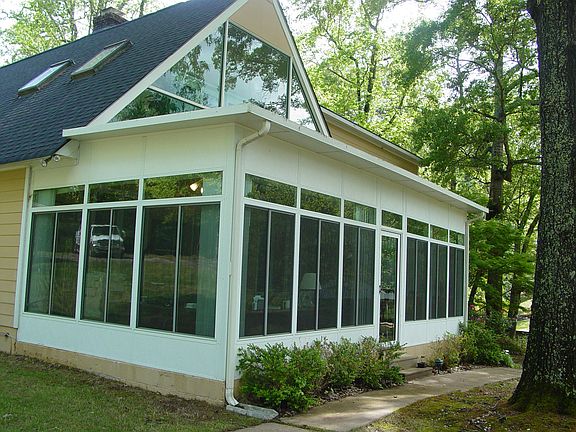 2nd image of 325 Lee Road 791
