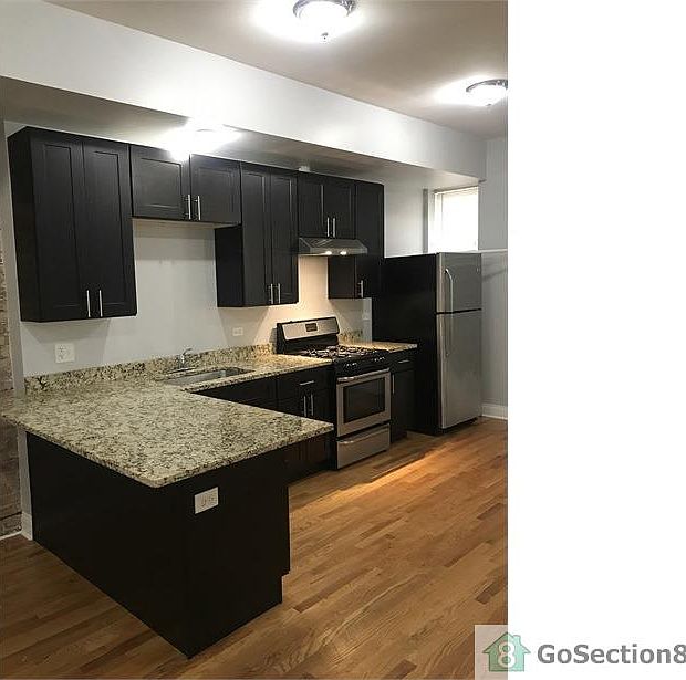 1st image of 239 E 51st St