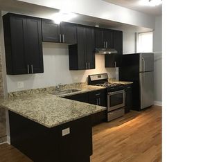 239 E 51st St, Chicago, IL 60615