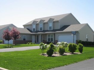 W263-W267 Thompson Cir, Oconomowoc, WI 53066