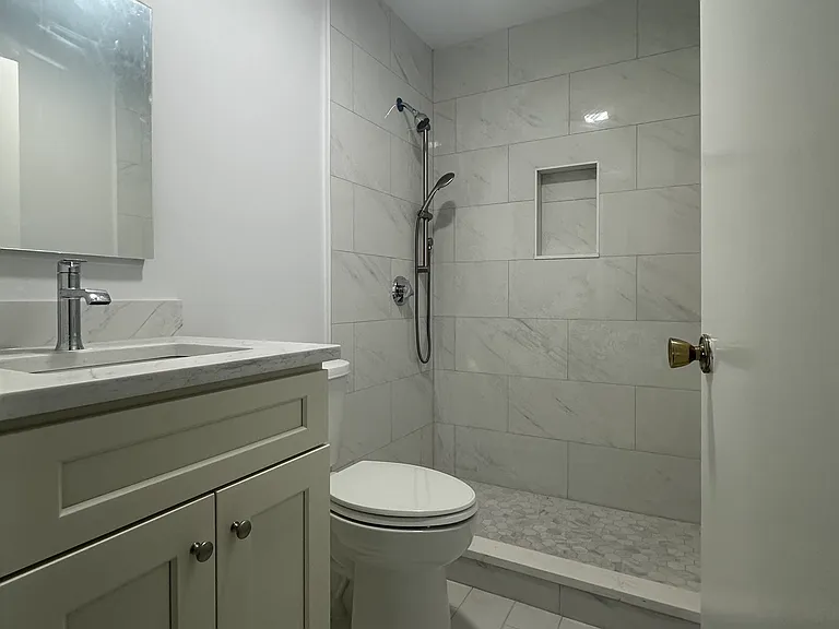 322 Kenrick St — Photo 6