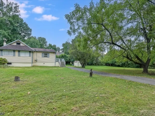 12 Fern River Rd, Wayne Twp., NJ 07470