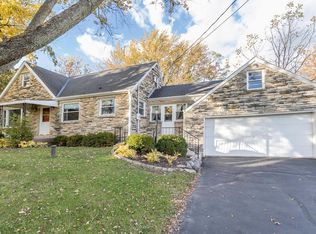 N72W16944 Good Hope Rd, Menomonee Falls, WI 53051