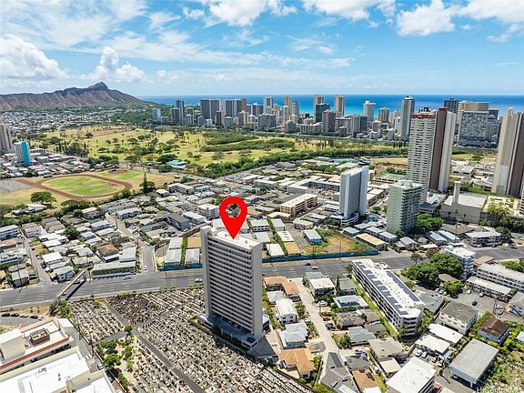 3rd image of 2630 Kapiolani Blvd APT 1701