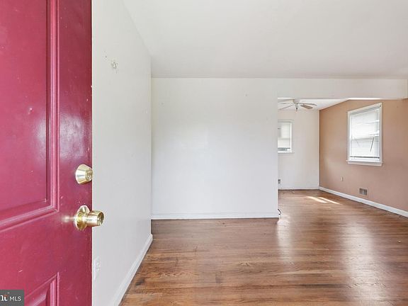 5th image of 5436 Odell Rd