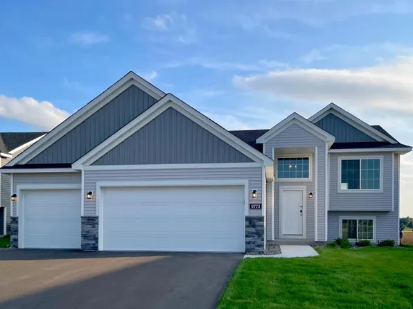 9773 32nd St NE, Saint Michael, MN 55376