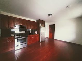 25-03 124th St #1R, Flushing, NY 11354