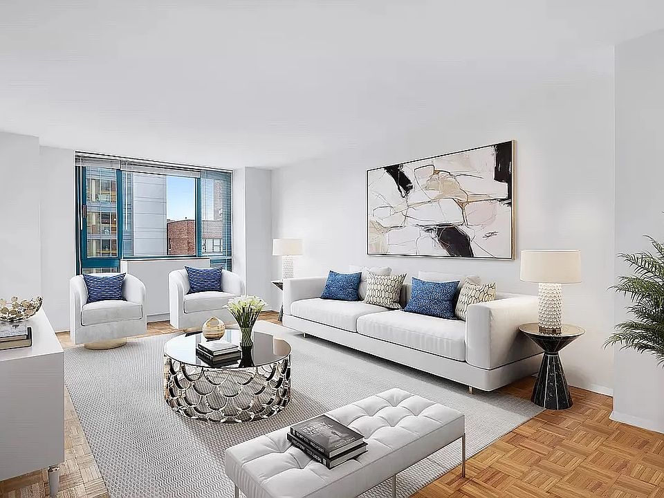 1st image of 1 Irving Pl APT V15d