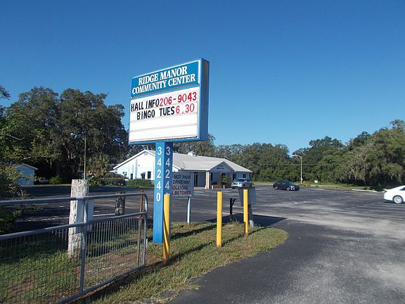 3rd image of Knoxville Dr
