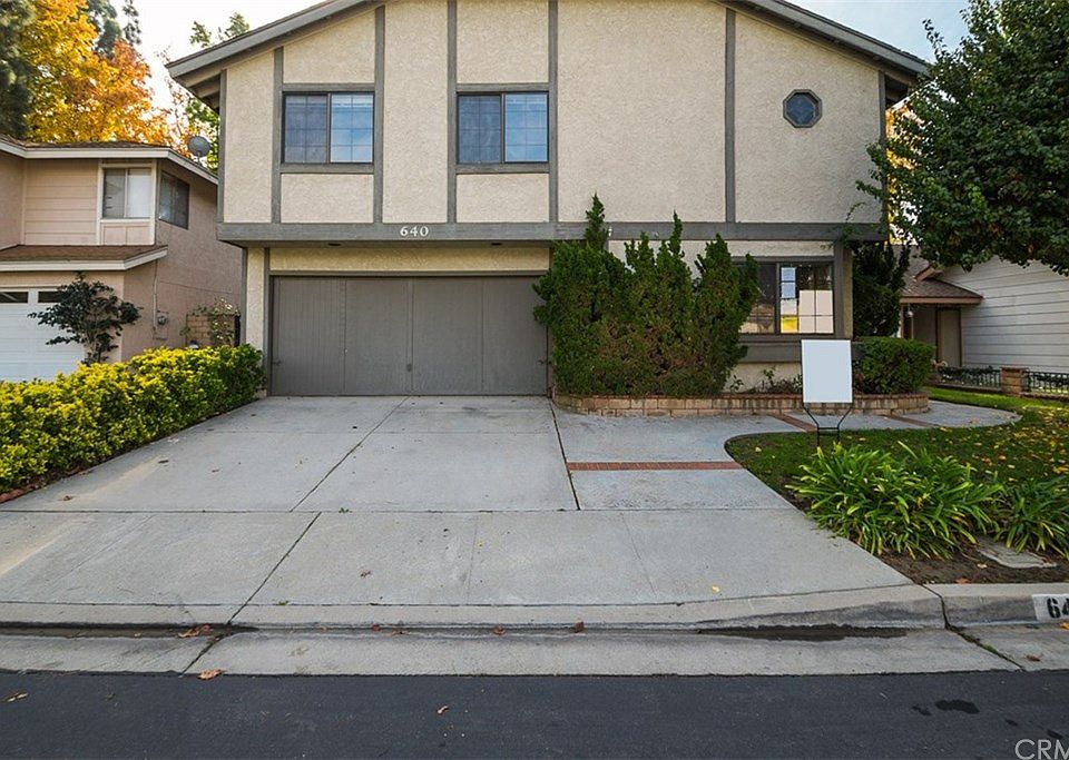 1st image of 640 E Banyan St