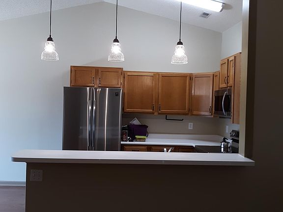 2nd image of 809 Wildview Way