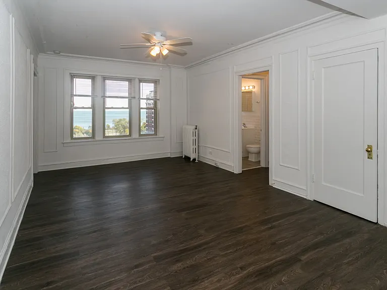 Dining/Living room