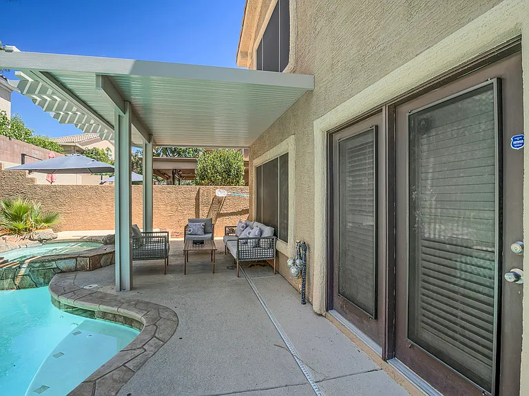 1941 Verbania Dr — Photo 25