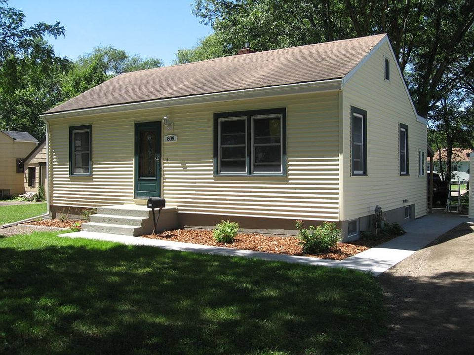 1st image of 809 Lincoln Ave