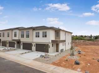 959 N Manen St, Washington, UT 84780