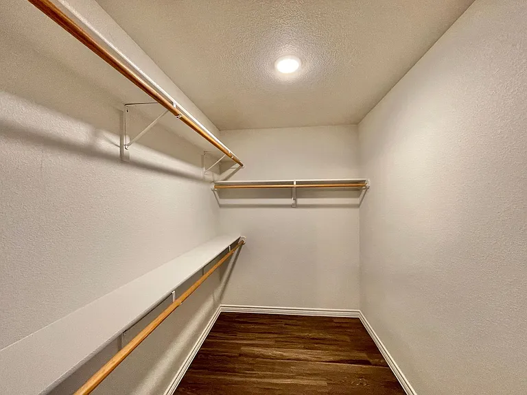 1802 Clovis Dr — Photo 28