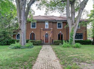 1411 1st Ave, Sterling, IL 61081