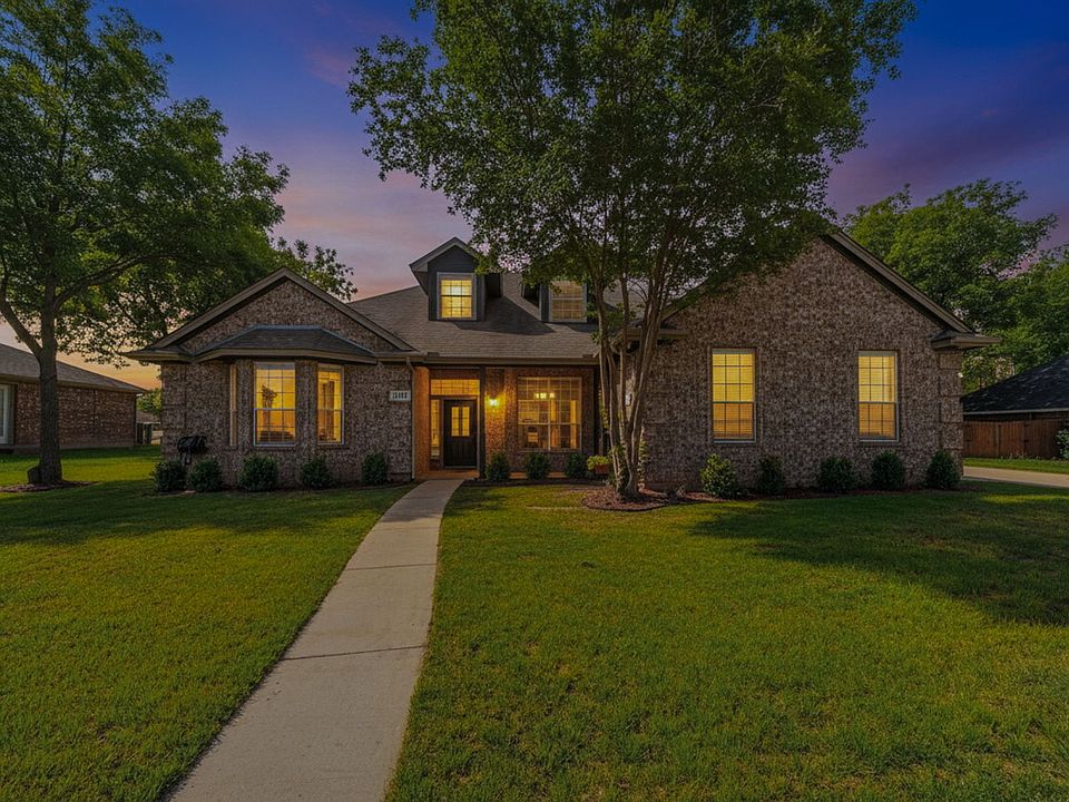 1st image of 2114 Sagewood Dr