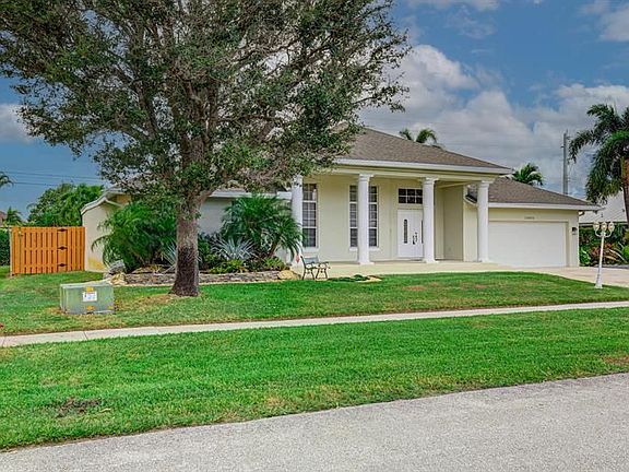 3rd image of 13835 Staimford Dr