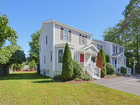 22 Churchill Ave APT B1, Whitman, MA 02382