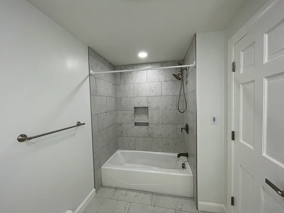 Bathroom 2/3 on 2nd floor