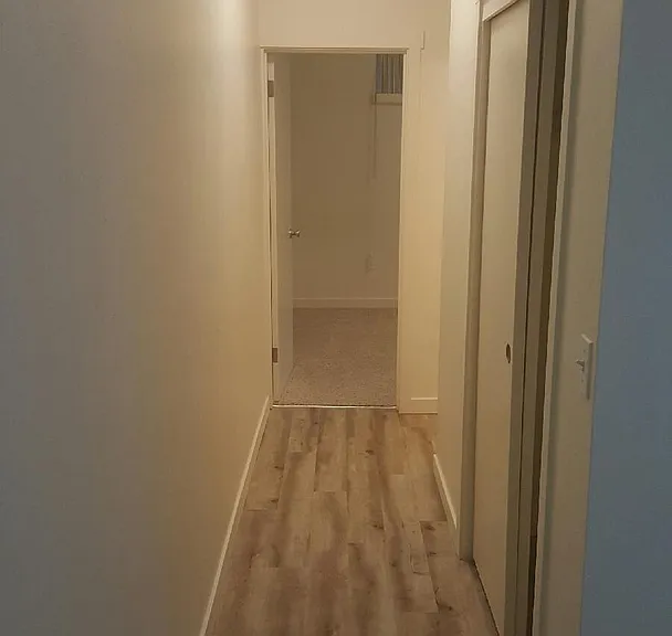 Effortless Living Near the Alaska Junction The Webster Apartments — Photo 14