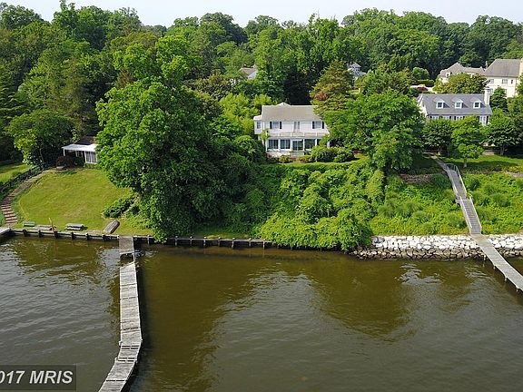 4th image of 224 Wardour Dr