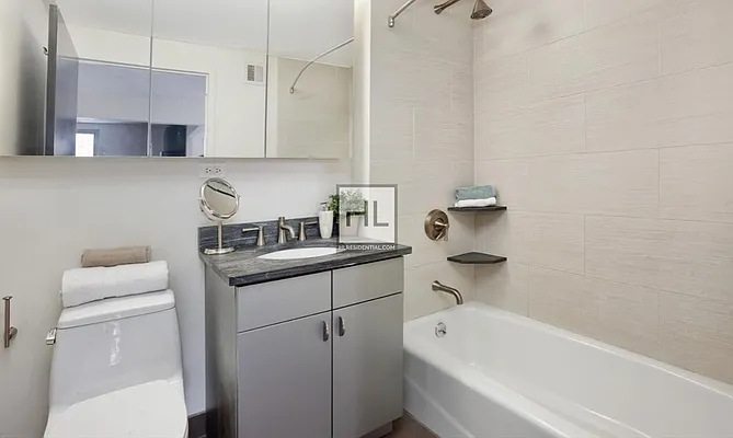 Rented by Highline Residential | media 18