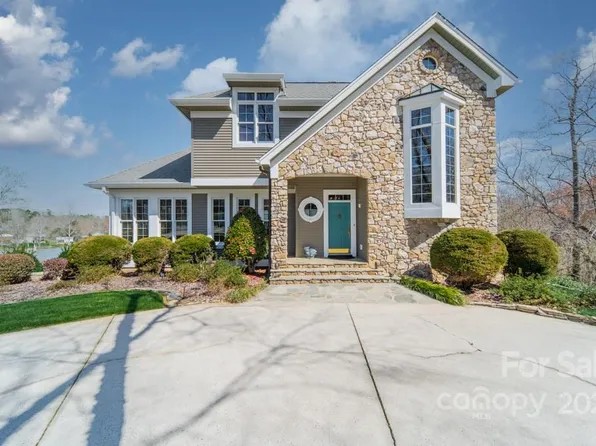 4458 Lakeshore Cir, Catawba, NC 28609