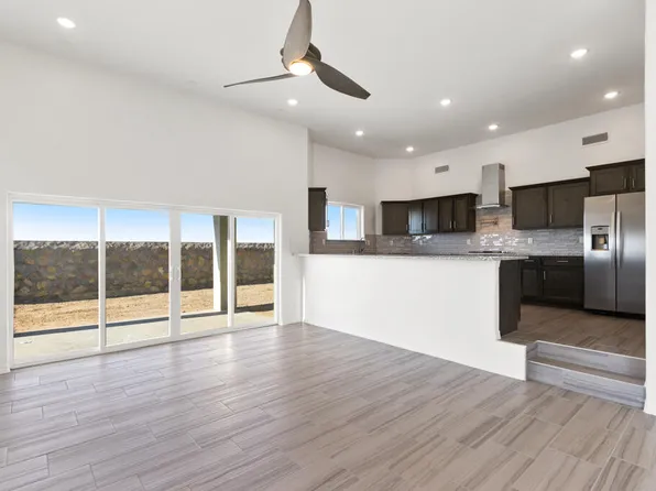 219 Frances Trl, Sunland Park, NM 88063