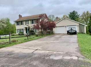 406 Ridge Rd, Wyoming, PA 18644
