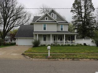 107 N Iowa Ave, Nora Springs, IA 50458