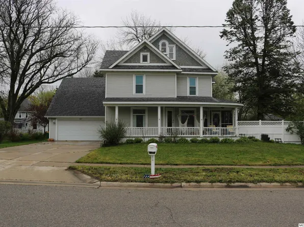 107 N Iowa Ave, Nora Springs, IA 50458